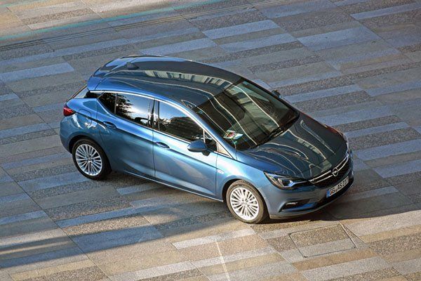 Junction 17 Cars tweet media