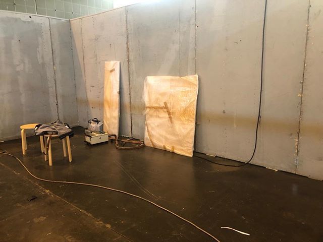 DanaEsteline's tweet photo. Maison &amp; Objet, c’est parti pour le montage !!! Retrouvez nous dès vendredi 9h30 Hall 4 Stand F 120 #mo19 #danaesteline #c’estparti #auboulot https://t.co/5c23UpTFU8 https://t.co/Twpfn36oGe