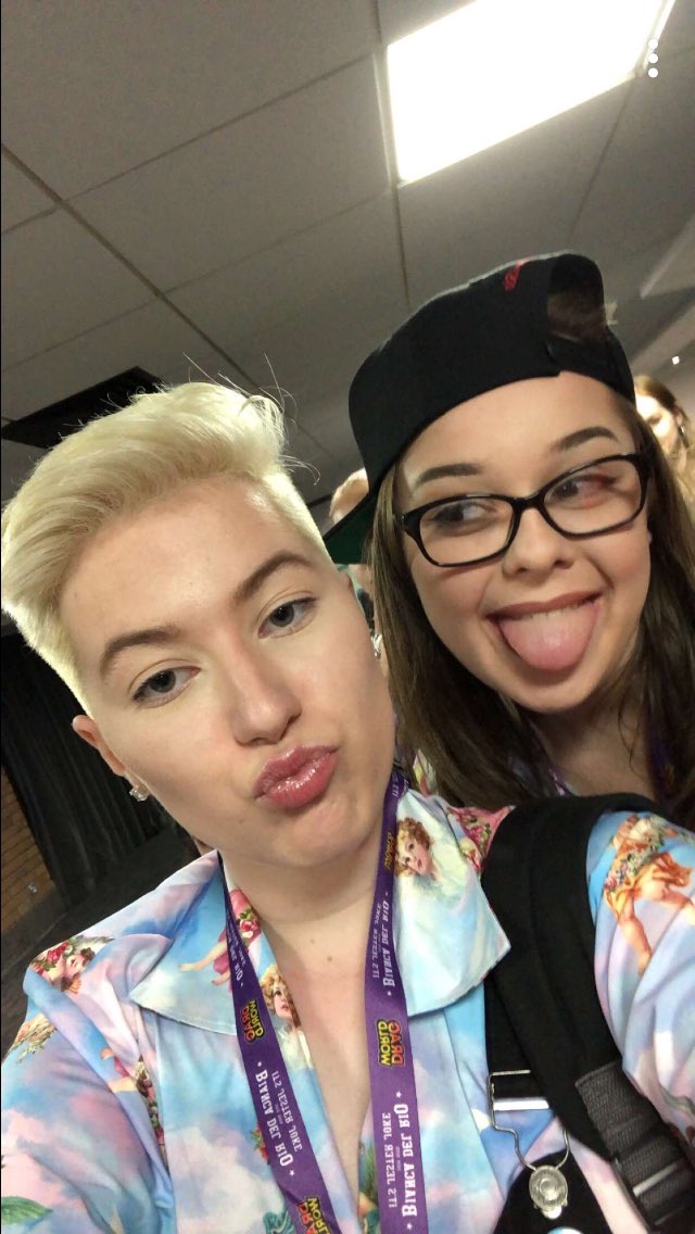 AlisonBronti_'s tweet photo. @baileydelrio just left 😢♥️ thank you @TheBiancaDelRio for bringing me together with my best friend yesterday, you were fucking amazing as always and my mouth hurts from laughing! We will be seeing you again next year....TO THE PUSSY WAGON!!! https://t.co/BZHHPr3hWQ