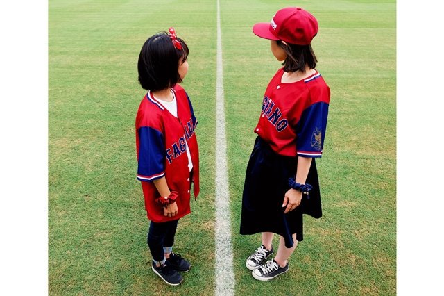 ファジマドンナ的コーデ 友達や親子 姉妹におすすめのお揃いコーデ ベースボールシャツ 4 3円 Mサイズ着用 はボタンを開けると よ 19 09 04 ファジアーノ岡山 ファジマドンナ的コーデ 友達や親子 姉妹におすすめのお揃いコーデ ベースボールシャツ 4 3円 Mサイズ着用 はボタンを開けると よ 19 09 04 ファジアーノ岡山
