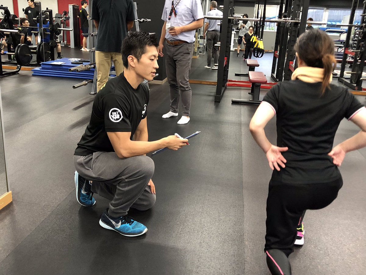 jikeitsr's tweet photo. #水曜パーソナルトレーニング
本日も元気に営業しました!
トレーナーの技術の向上のために、学生同士パートナーストレッチの練習を行いました😊
次回の営業は9/25となります🗣
ご予約お待ちしております✨#CLUBTSR #TSRトレーナー #筋トレ #ボディメイク #トレーニング https://t.co/tZI4aPkWom