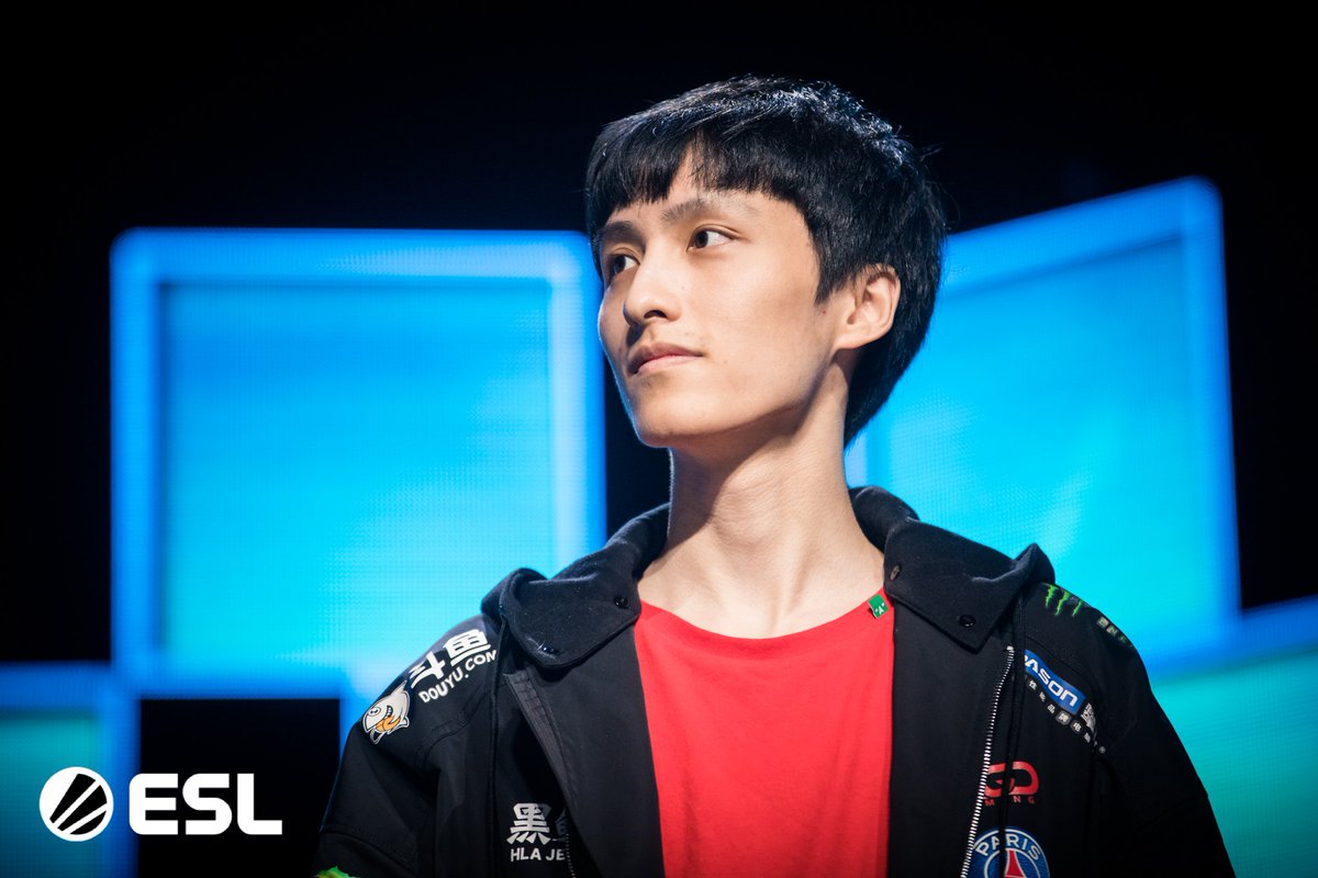 ESLDota2's tweet photo. The top 4 carries in the world right now:
@anadota99, @Liquid_Miracle, @nishadota and Ame!

Who do you think will be strongest going into the next DPC Season? 💪 https://t.co/dLSe6tyDwY