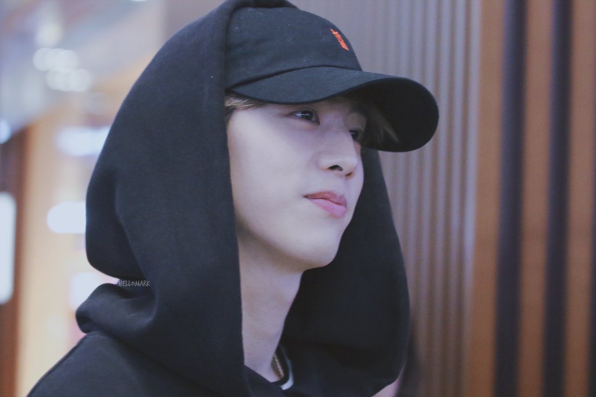 hellomark0904's tweet image. 마크야 생일너무축하해
언제나 옆에 있어줘서 항상 고마워💕
오늘도 앞으로도 함께 꽃길만 걷쟈💚
#HappyXXVIIMarkTuan
#반짝반짝빛나는_마크_생일축하해