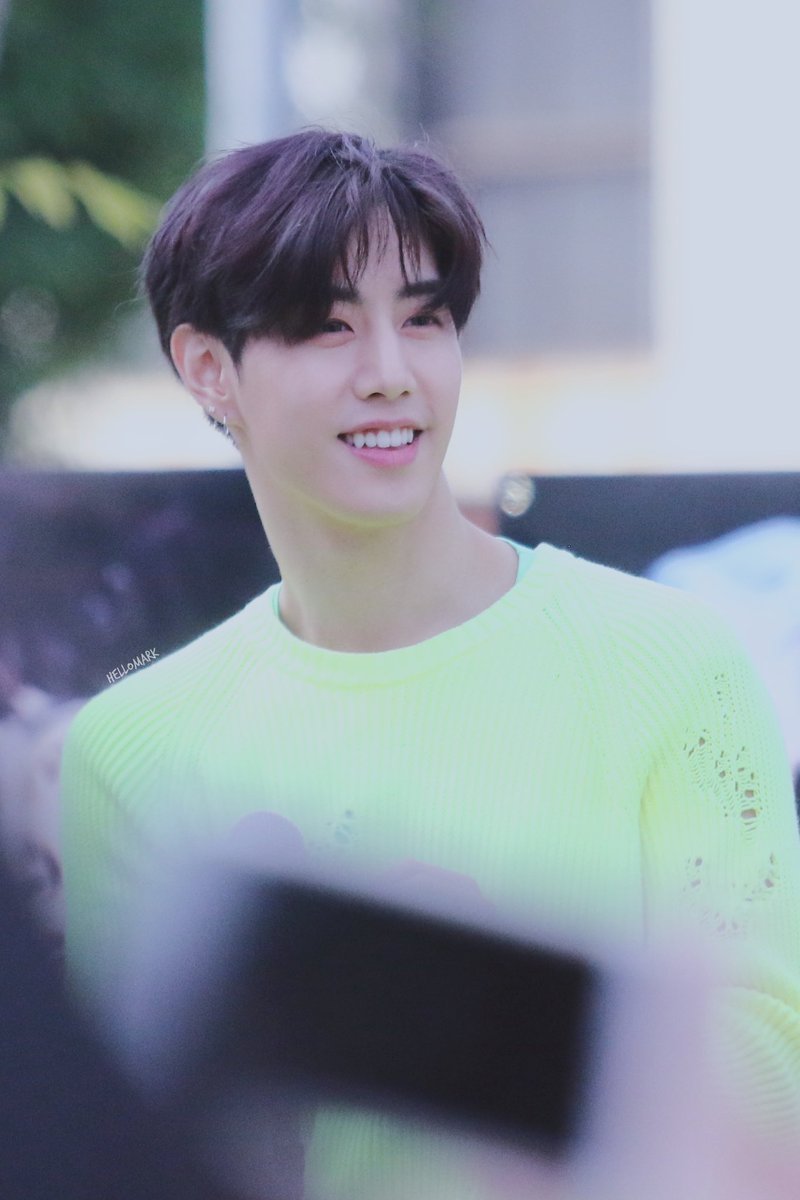 hellomark0904's tweet image. 마크야 생일너무축하해
언제나 옆에 있어줘서 항상 고마워💕
오늘도 앞으로도 함께 꽃길만 걷쟈💚
#HappyXXVIIMarkTuan
#반짝반짝빛나는_마크_생일축하해