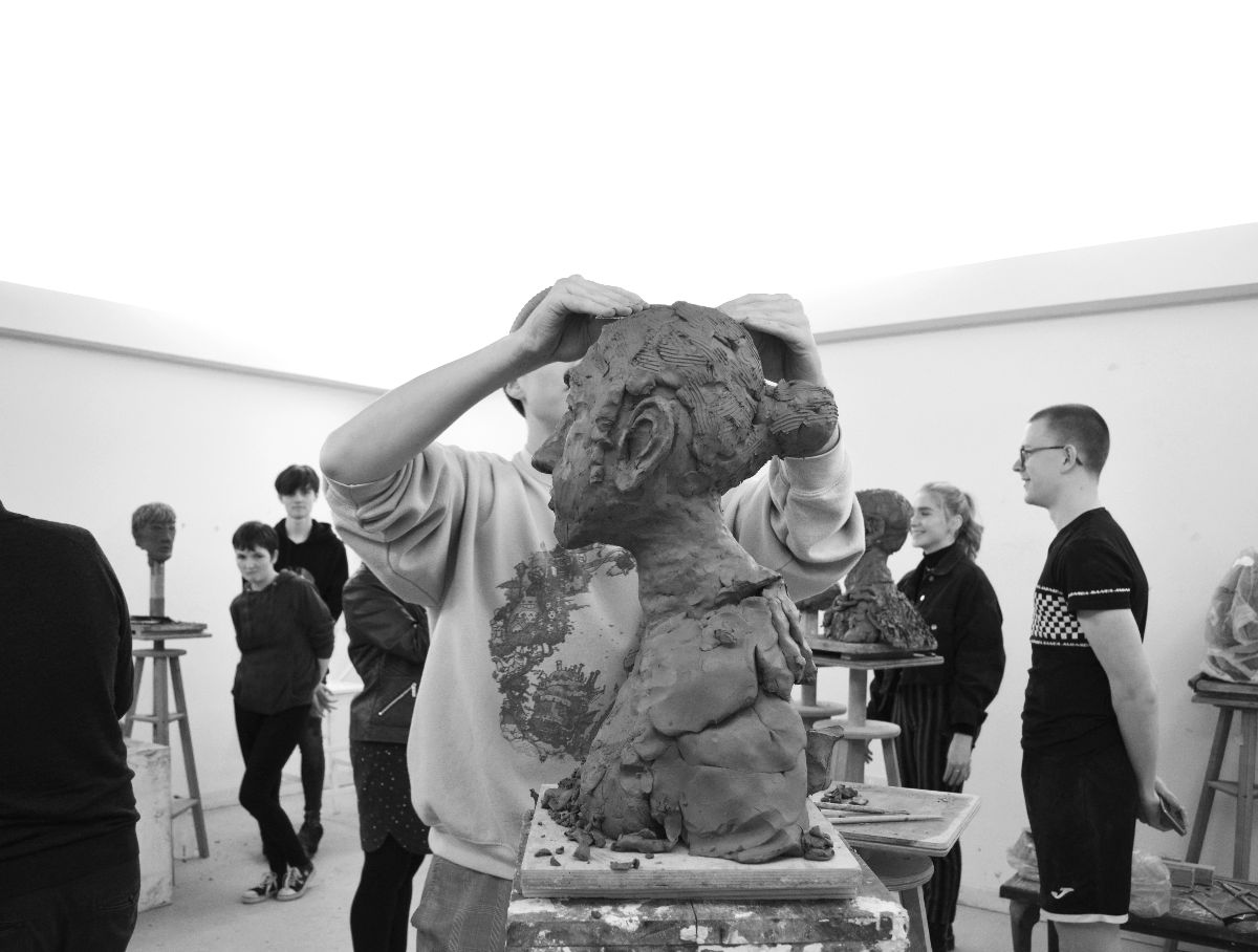 PowderhallB's tweet photo. A Clay Modelling course focusing on the human head as a starting point to create an artwork. - https://t.co/UUErpXQhU6
Whether you want to make a portrait or likeness of an individual or develop an artwork on its own terms, this class will support your ambition. Materials inc. https://t.co/ozAFRMxloO