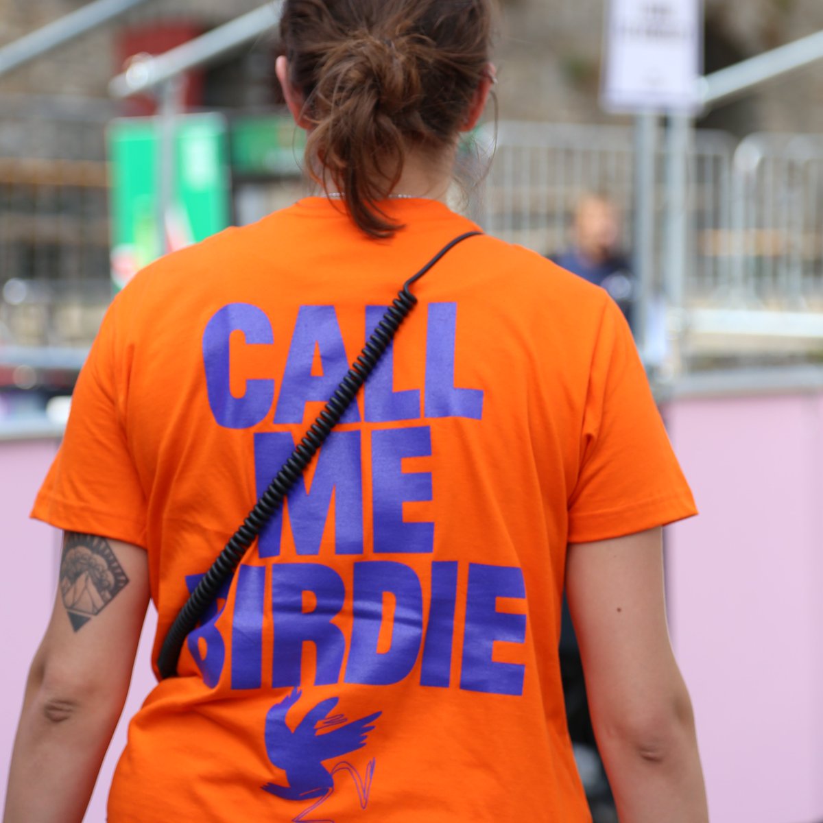 Parce que le festival ne serait rien sans ses bénévoles, on a besoin de vous sur Hello Birds Saint-Malo • 13, 14, 15 Septembre 2019 🌞

Le formulaire d'inscription 👉🏼 bit.ly/Bénévoles_HBF_……

On vous offre T-shirt, tickets boisson/repas et accès aux afters 🌊