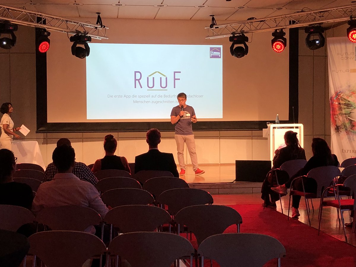 Great project by students ‘ RUUF an app for homeless people’. 80% of homeless have a mobile and often do not know about public and social offering for them. Great contribution to a better world. #FC19