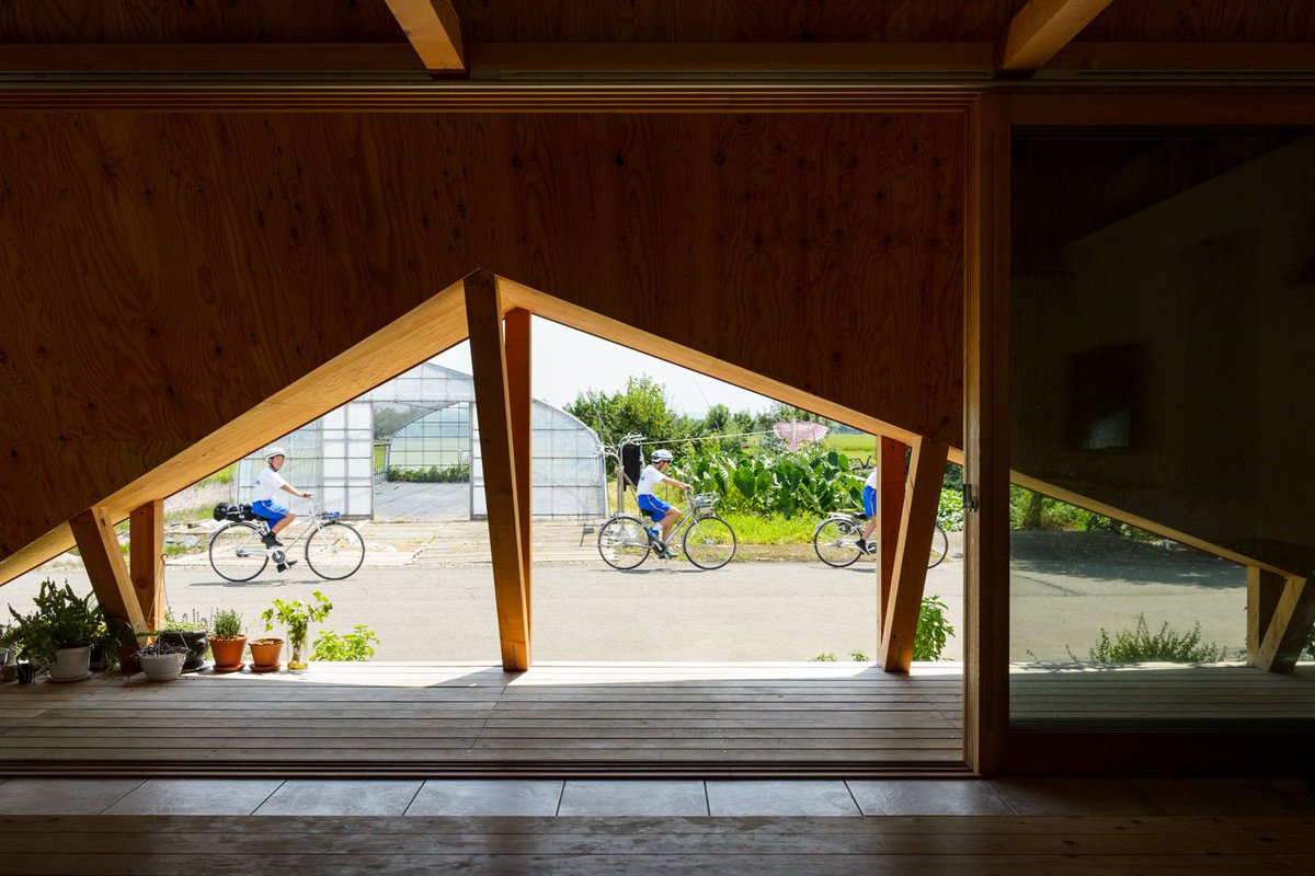 BotKenchiku's tweet photo. 「hara house／中之島の家」／takeru shoji architects
https://t.co/KPhpGLPcrp