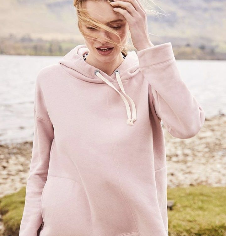 Autumn winds are approaching...and there's no better protection than a pretty and pink, stylish warm hoodie from @joules!
.
.
.
#TASKpr #pragency #PRAgencyLondon #fashionpr #FashionPRLondon #london #UK #Joules #jouleswomenswear #countryside #countrylife #leadingretailer