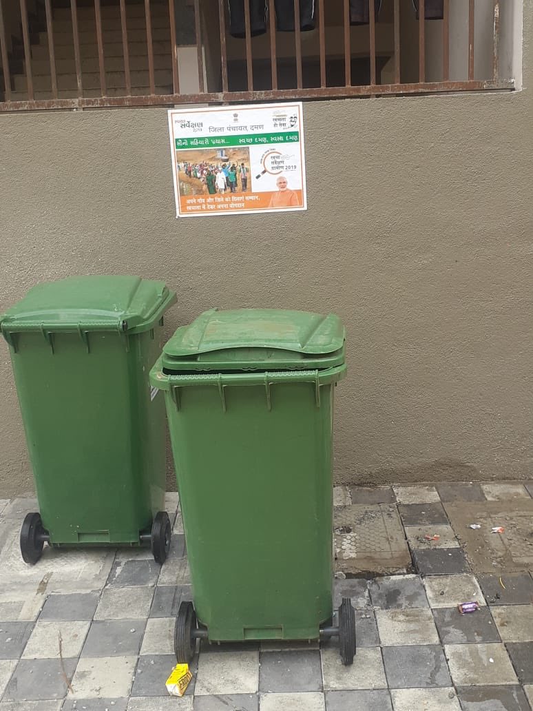 GramSomnath's tweet image. Spreading awareness about segregation of dry and wet waste, use of dustbins, plastic ban through posters in village area and also motivating people to give their support through #SSG2019 app to make Daman clean and free from plastic #SSG2019 @prafulkpatel @DmnCeodp