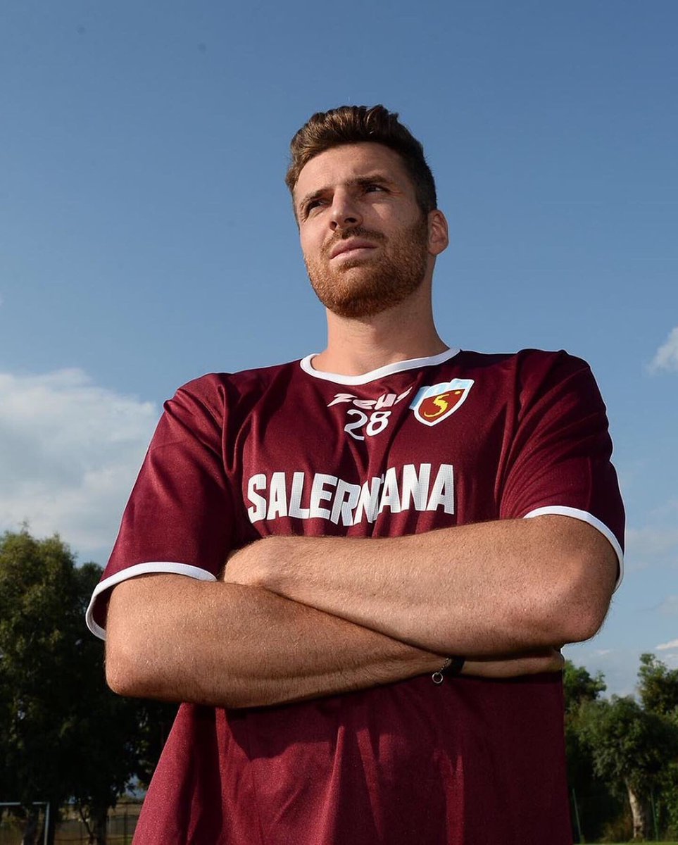 Pronto a sudare, lottare, onorare questa maglia e questa città <a href="/OfficialUSS1919/">US Salernitana 1919</a> #forzasalernitana #28