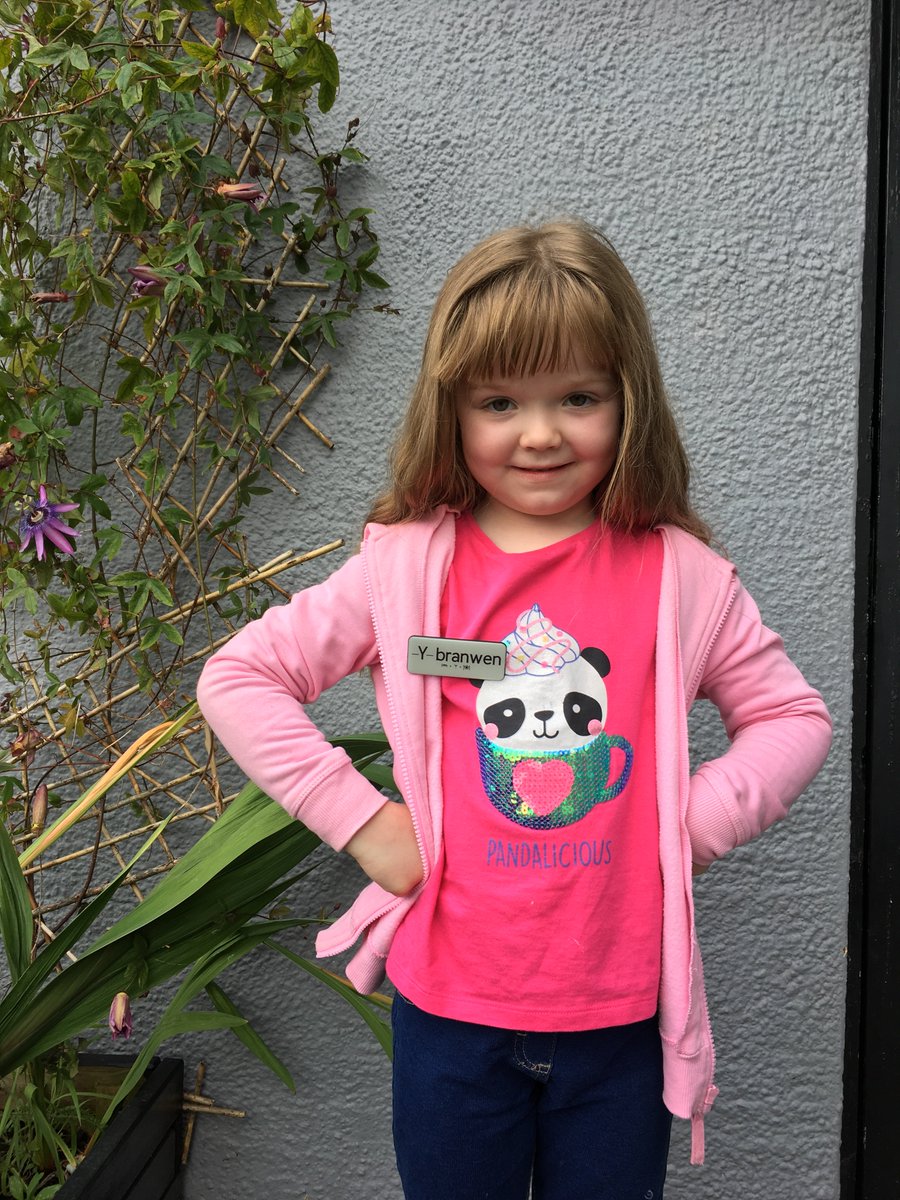 JemmaStreet's tweet photo. Thanks for a lovely stay this weekend @Ybranwen! Your newest member of staff has been wearing her badge with pride! https://t.co/mEYqfuqJis