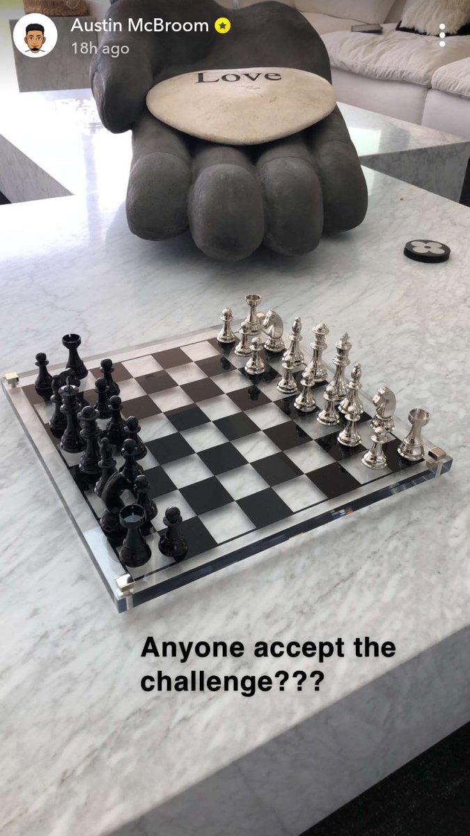 _harmonymadison's tweet image. Yes I accept your challenge but I don't know how to get there I live in Oklahoma 😩 @AustinMcbroom @CatherinePaiz