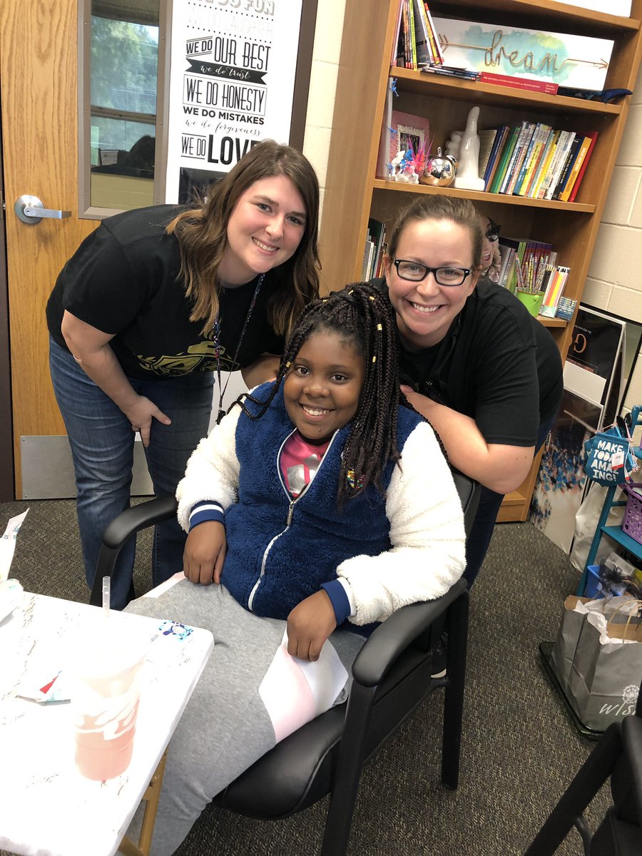 This girl was my lunch date!!! She rocked the MAP test &amp; it just awesome all around! She wanted to invite her teachers to join!!!! Love this! <a href="/cassieN3rd/">cassie</a>