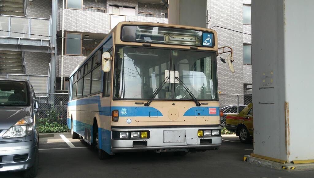 身近な廃車体を探せ！ で、載せた過去画像、都内某所の高架下にあった