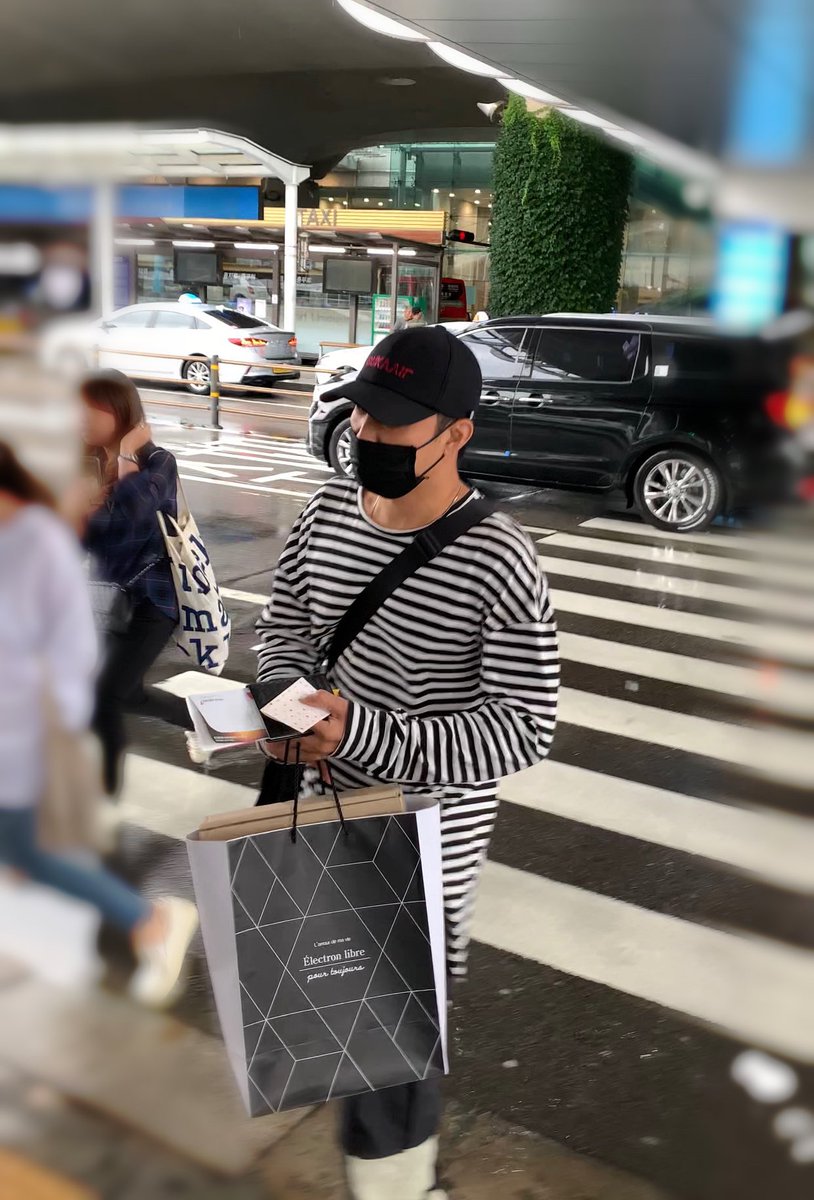 genius_xw's tweet photo. #은지원  20190904  Arrival of Incheon Airport 
지원오빠 수고했어요💛 https://t.co/kCANy1j8jk