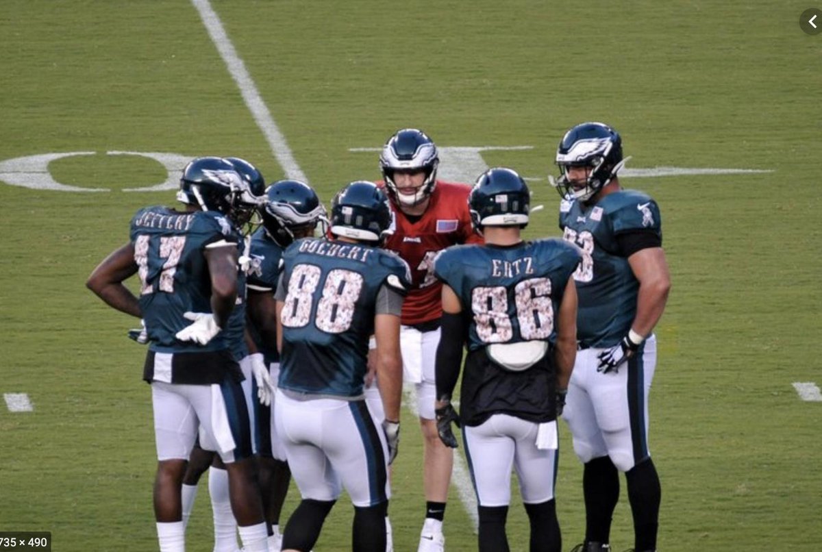 aplivegood's tweet image. I had to name my FF Team "Wentz GoPAYdertz" in honor of #FlyEaglesFly @goedert33, @cj_wentz, &amp;amp; @ZERTZ_86  Signed jersey if we win the FB League? Grew up about 2 hours from you @goedert33. @cj_wentz  SD&amp;gt; ND  😅