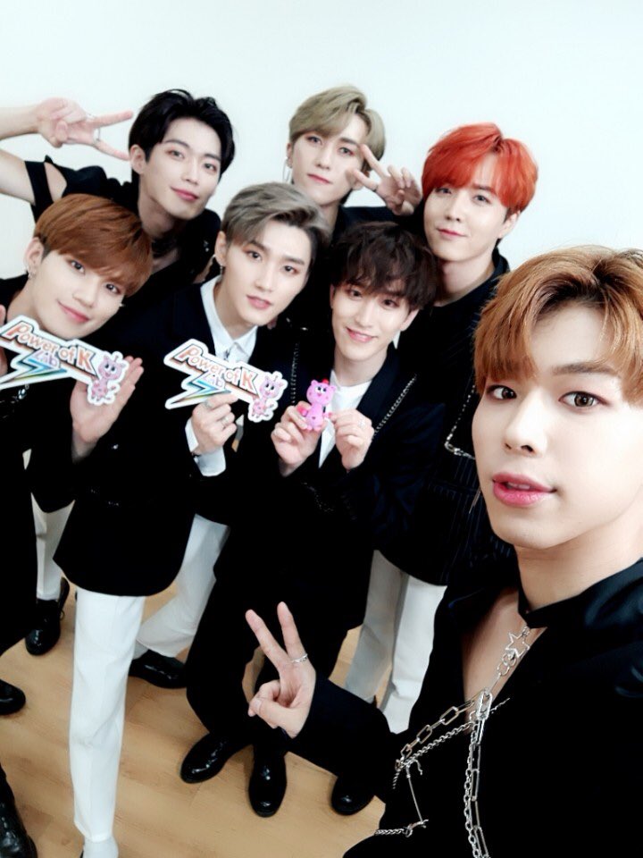 Target_France's tweet image. TWITTER | 190902
#PowerofK

\Emisson en direct a 20h/「Power of K Lab7」
Un groupe de 7 actif au Japon! #TARGET et Rin🌈
Un groupe d'idol importé et visant le sommet du monde! Ne le loupez pas~✨
#WekiMekiRina #Target #KchanKoreanTV #dTVchannel

Cr: @PowerofK1
🇫🇷: @Target_France