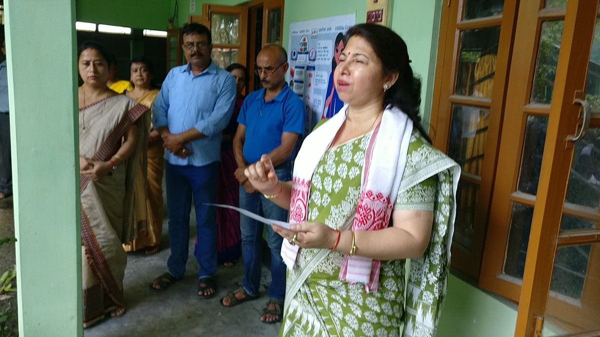 AnshPushti's tweet photo. #AskANSHika #QuestionBox &amp; #SoapBank inaugurated by Ms. Jyotshnarani Berman, Inspector of Schools, #Barpeta at Chhayaram Girls’ Institute. The #Questionbox will help #adolescent girls raise difficult queries #anonymously. 

#POSHANAbhiyaan 
#PoshanMaah2019 https://t.co/0beaj4WDED