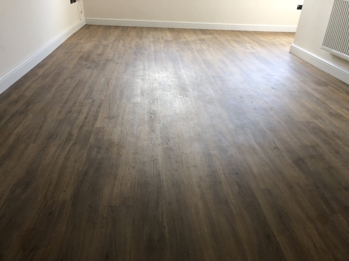 M2Flooring's tweet image. Polyflor Colonia install underway #polyflor