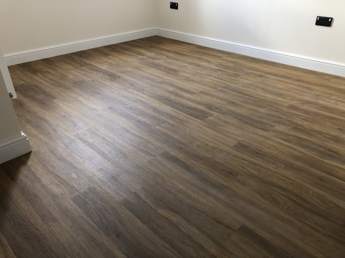 M2Flooring's tweet image. Polyflor Colonia install underway #polyflor