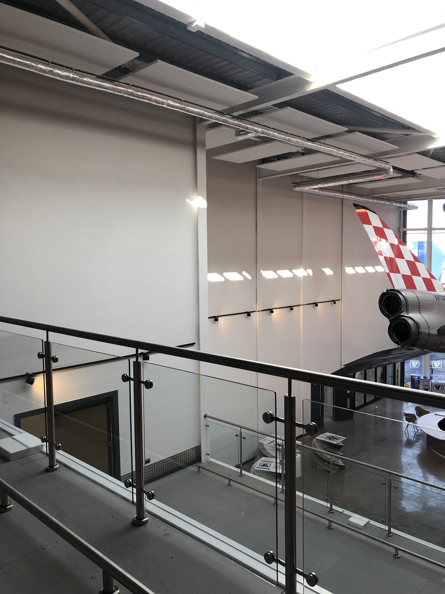 ASellarsDec's tweet photo. More photos from the #Vanguard self storage #warehouse project of the office spaces, atrium and corridors. A job well done by our #spraying team! https://t.co/VKBnwLrwwY
