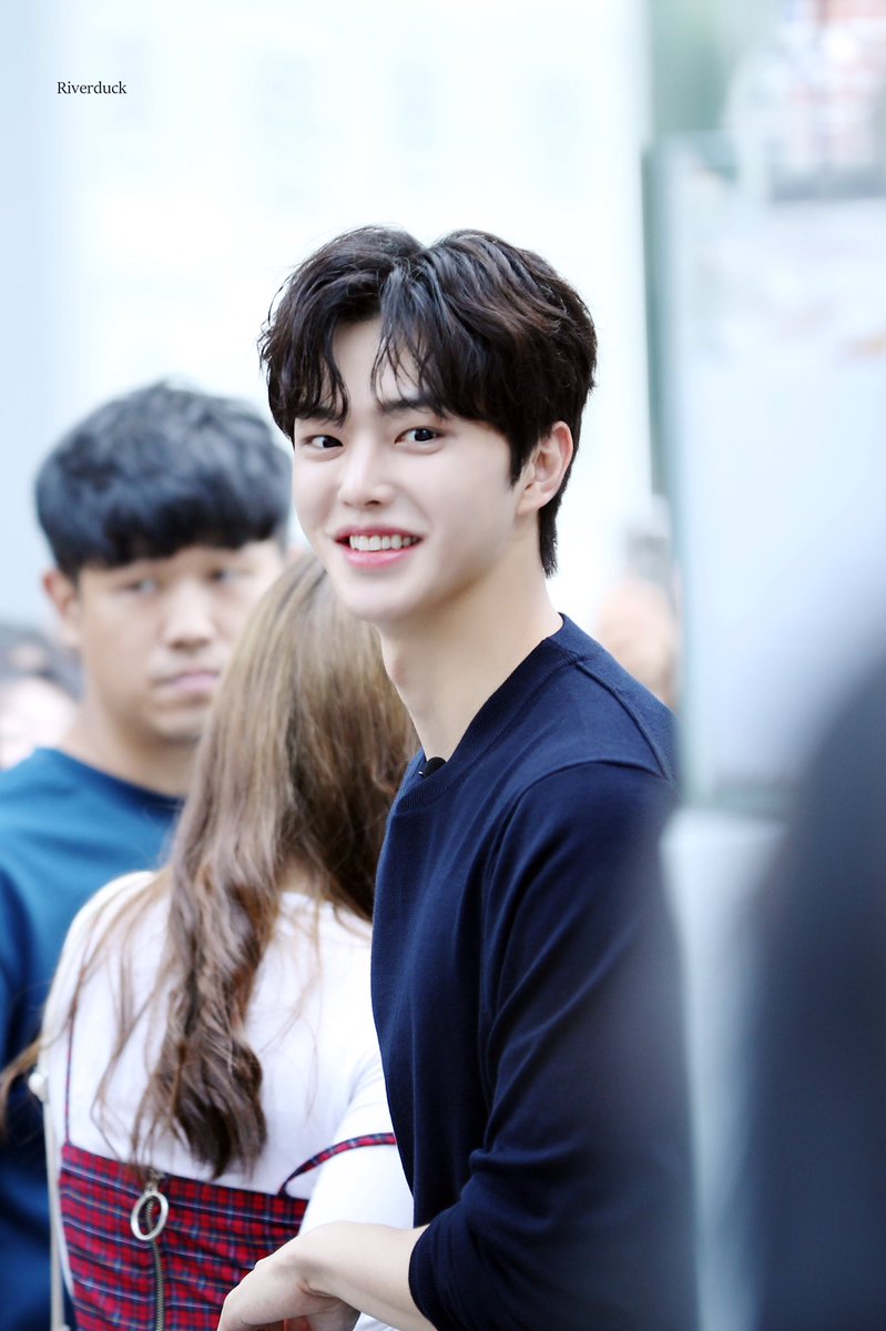 River__duck's tweet photo. °˖✧내가 찍은 송강 190831 사진 타래✧˖°

주접을 너무 떨어서 사진들이 묻혀서 올리는 타래임다😔

#송강 #좋아하면울리는 #songkang #LoveAlarm https://t.co/d0eytbiCyu