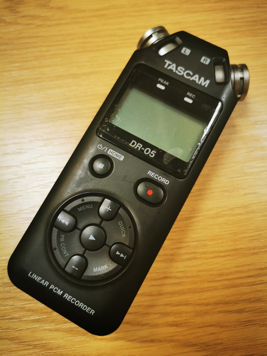 DrJeniMillard's tweet photo. What's that? A recorder?

Looks like we're gearing up for another interview for @AwesomeAstroPod! This time, with Dr Anna Schauer @atpstars, who's going to tell us all about the formation of the first stars!

Got any burning questions?? This is your 24hr notice... Go go go!!! https://t.co/bIo9R3TcRm