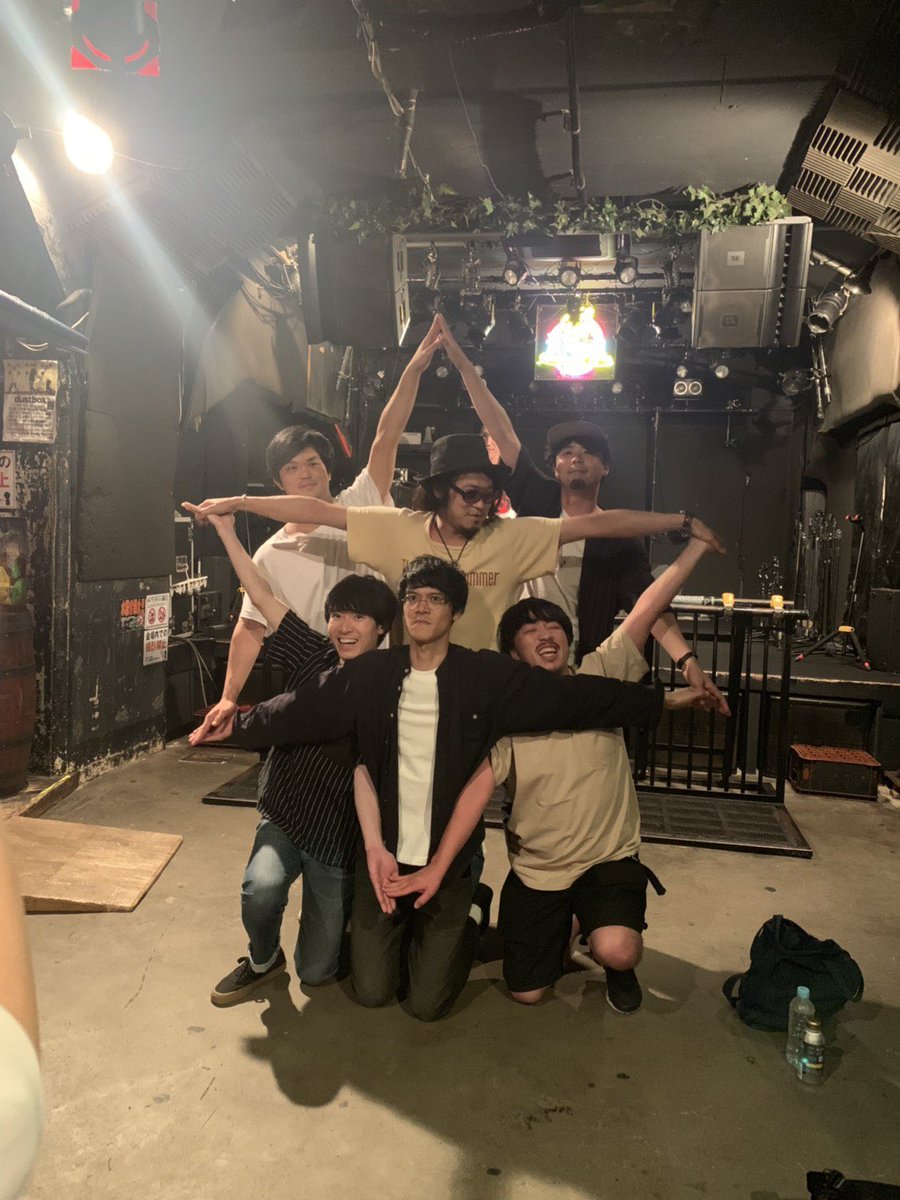 Theラブ人間 先週の Songs 再現ライブで復刻販売した限定tシャツの通販が始まりました イラストは当時のベーシスト おかもとえみ画伯です 来れなかった方も是非お買い求めください T Co Lcnwkobgii Theラブ人間 先週の Songs 再現ライブで復刻販売した限定tシャツの通販が始まりました イラストは当時のベーシスト おかもとえみ画伯です 来れなかった方も是非お買い求めください T Co Lcnwkobgii