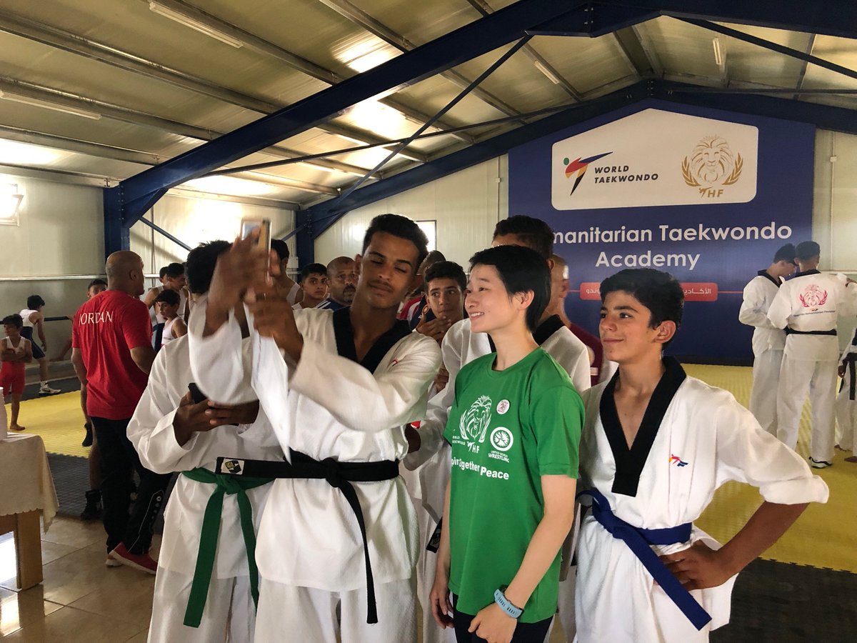 worldolympians's tweet photo. "It can give them hope, confidence & power. We wanted to show them that they too could use #sport to help change their lives”
Double Olympic #Taekwondo Champion Wu Jingyu OLY 🇨🇳 on her visit to #AzraqRefugeeCamp in #Jordan to bring hope to #Refugees
👉👉 https://t.co/QXApCGHjGK https://t.co/1IKP8oJOyR