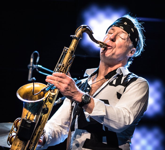 An American Journey

The Scottish National Jazz Orchestra welcomes saxophonist Bill Evans. 
Jazz will meet up with bluegrass, country, soul, and funk for a fabulous road trip to remember. 

Glasgow Royal Concert Hall
Saturday 28th September. 
Book Now - bit.ly/2HwC4Ae