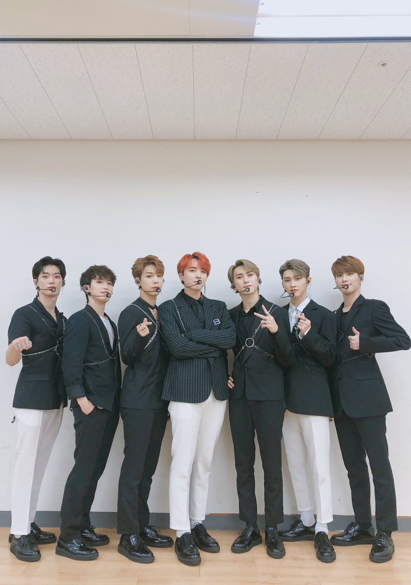 Target_France's tweet image. TWIT | 190902
#TARGET

#Target_s_day
Après un long moment ensemble, nous vous avons montré Beautiful~🌖 WONNIEs sont toujours heureux 
Nous avons été touché par les acclamations×180124 😍❤ 

Cr: @target7japan
🇫🇷: @Target_France

#Seulchan #GI #Zeth #Hyun
#Roi #Boun #Woojin
#BCBH