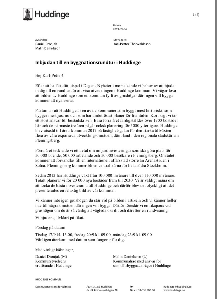 Daniel Dronjak (@dronjakdaniel) on Twitter photo Efter att ha läst Karl-Petter Thorwaldssons märkliga utspel i <a href="/dagensnyheter/">Dagens Nyheter</a> kände vi ett behov av att bjuda in honom till en byggnationsrundtur i Huddinge. Efter att ha läst Karl-Petter Thorwaldssons märkliga utspel i <a href="/dagensnyheter/">Dagens Nyheter</a> kände vi ett behov av att bjuda in honom till en byggnationsrundtur i Huddinge.