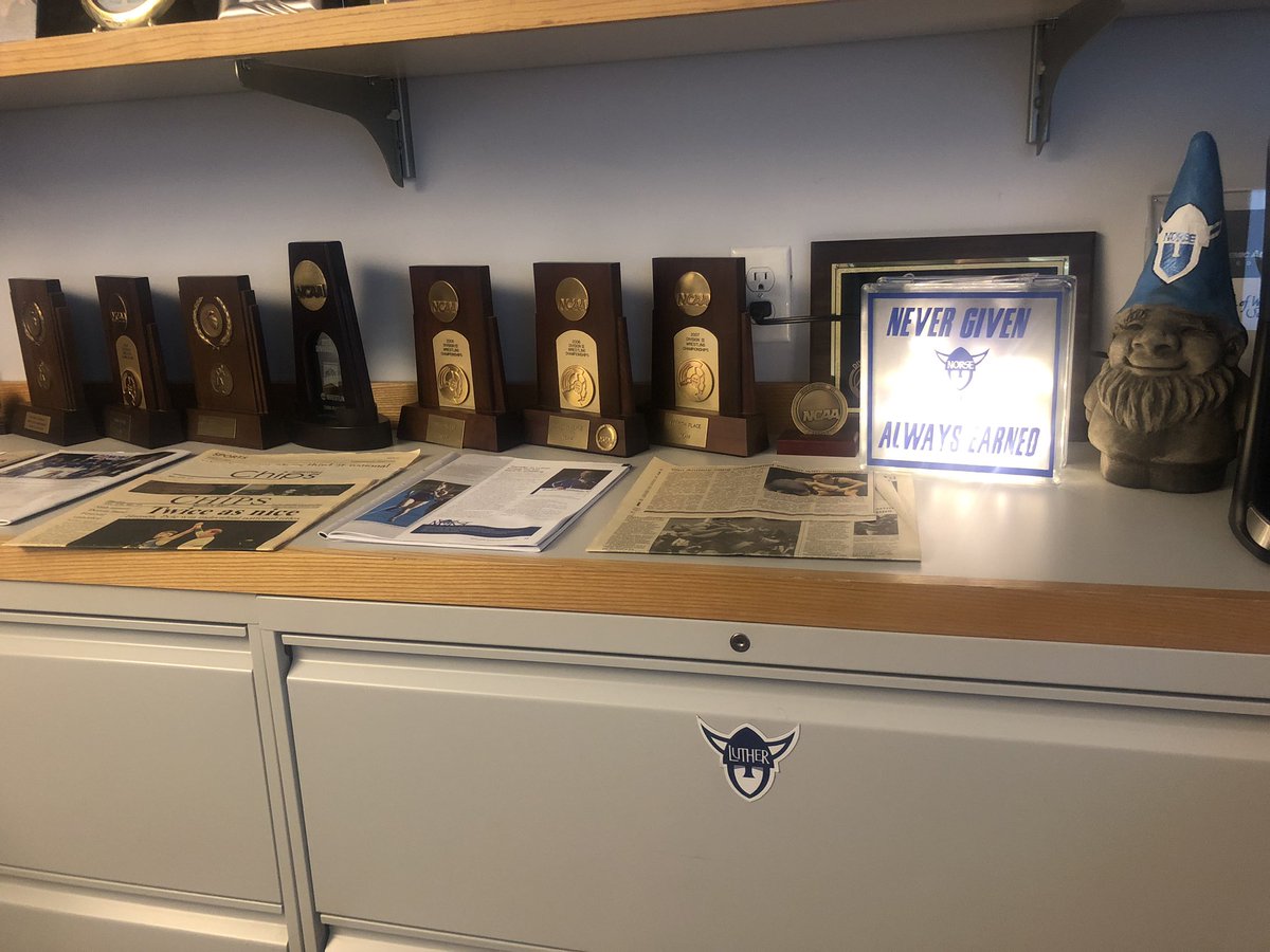 I’m excited to start Year 25 at this great place! Thnx to @luthercollege for taking a chance on me 24 years ago! The sign from @cmurph14 parents says it all: “Never Given, Always Earned.” Lets  #LearnActively #LivePurposefully & #LeadCourgeously together this year! #LearnLiveLead