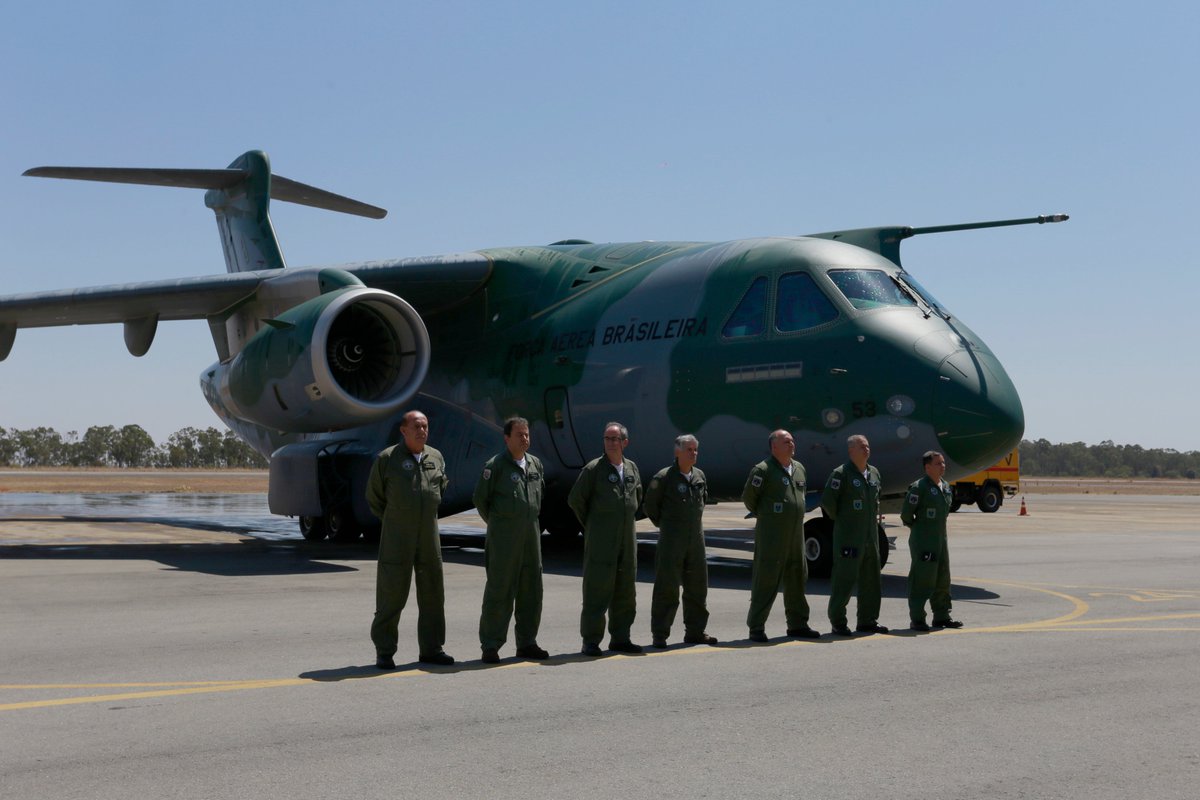 البرازيل تتسلم اول طائره نوع  KC-390 EDo-4dJWwAIE6Hu