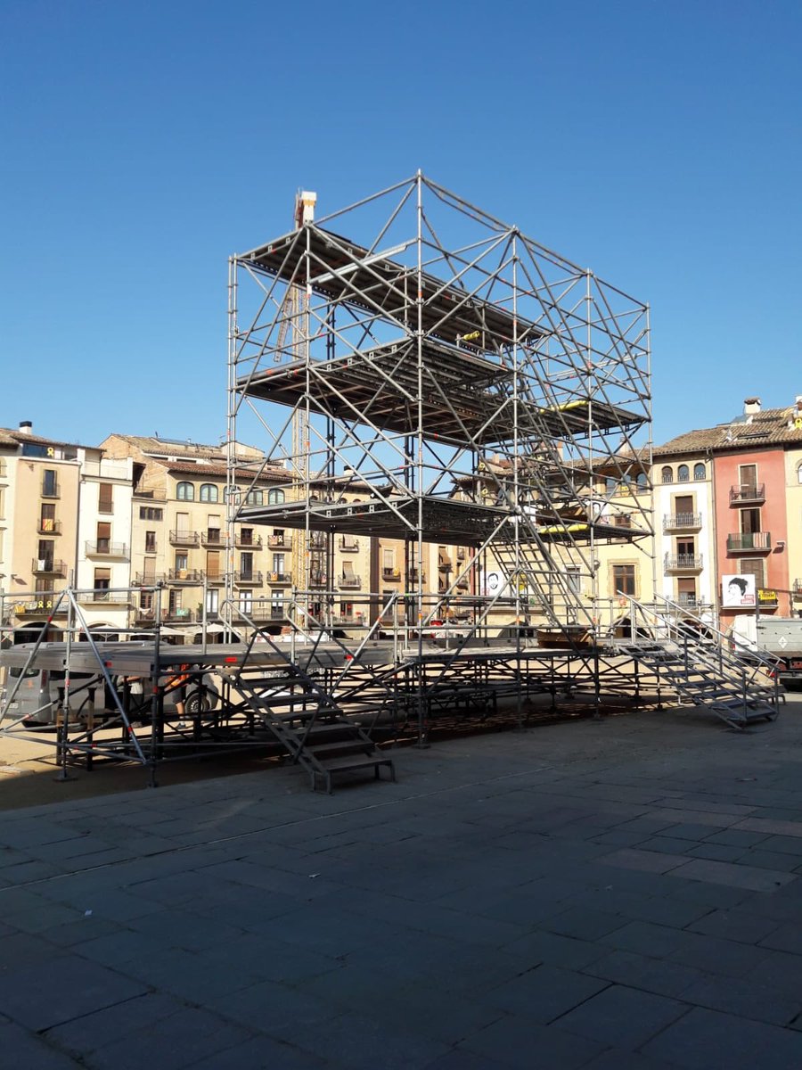 Diacvic's tweet image. Polint els últims detalls de la Marxa dels vigatans, ha començat el compte enrere! #MV2019