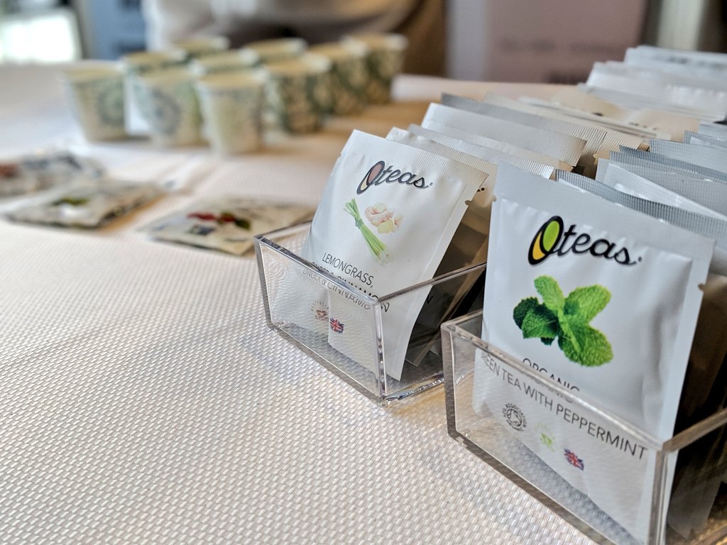 YashYanthi's tweet image. Swung by @GLO_Comm&apos;s #BaskitStyle2019 lounge at @ThompsonToronto to check out some of the Items #TIFF celebs will be receiving this year... It was easy to get distracted in there! So many pretty shiny and delicious things #GiftedExperience