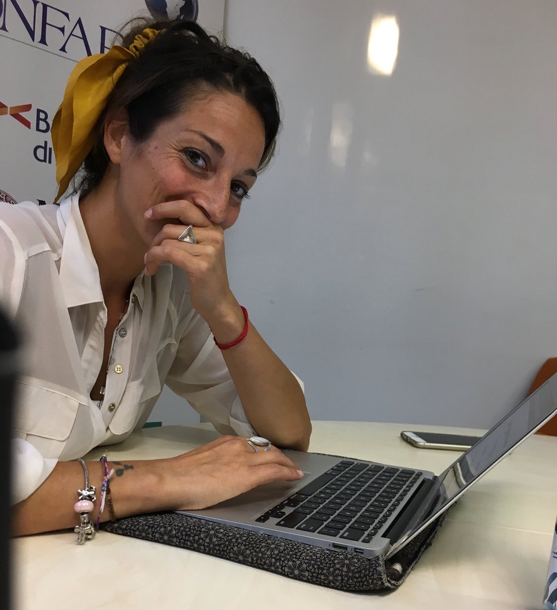 ConfapiA's tweet photo. Oggi primo Direttivo dopo la pausa estiva. All’odg l’organizzazione del 2^ incontro “Feminine Style”, #23settembre (14.30-17.30) “Il Welfare aziendale e i problemi del rapporto vita/lavoro, gender gap“ patrocinato @RegioneMarcheIT Assessorato di @manuela_bora 
Ingresso gratuito. https://t.co/Cag9p7Qdto