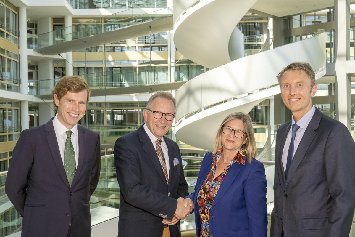 Boehringer Ingelheim ist eines der innovativsten Pharmaunternehmen und einer der größten und wichtigsten Arbeitgeber in Rheinland-Pfalz. Lieferverlässlichkeit wichtiger Medikamente hängt eng mit dem Produktionsstandort zusammen. Vertrauensvoller, interessanter Austausch.