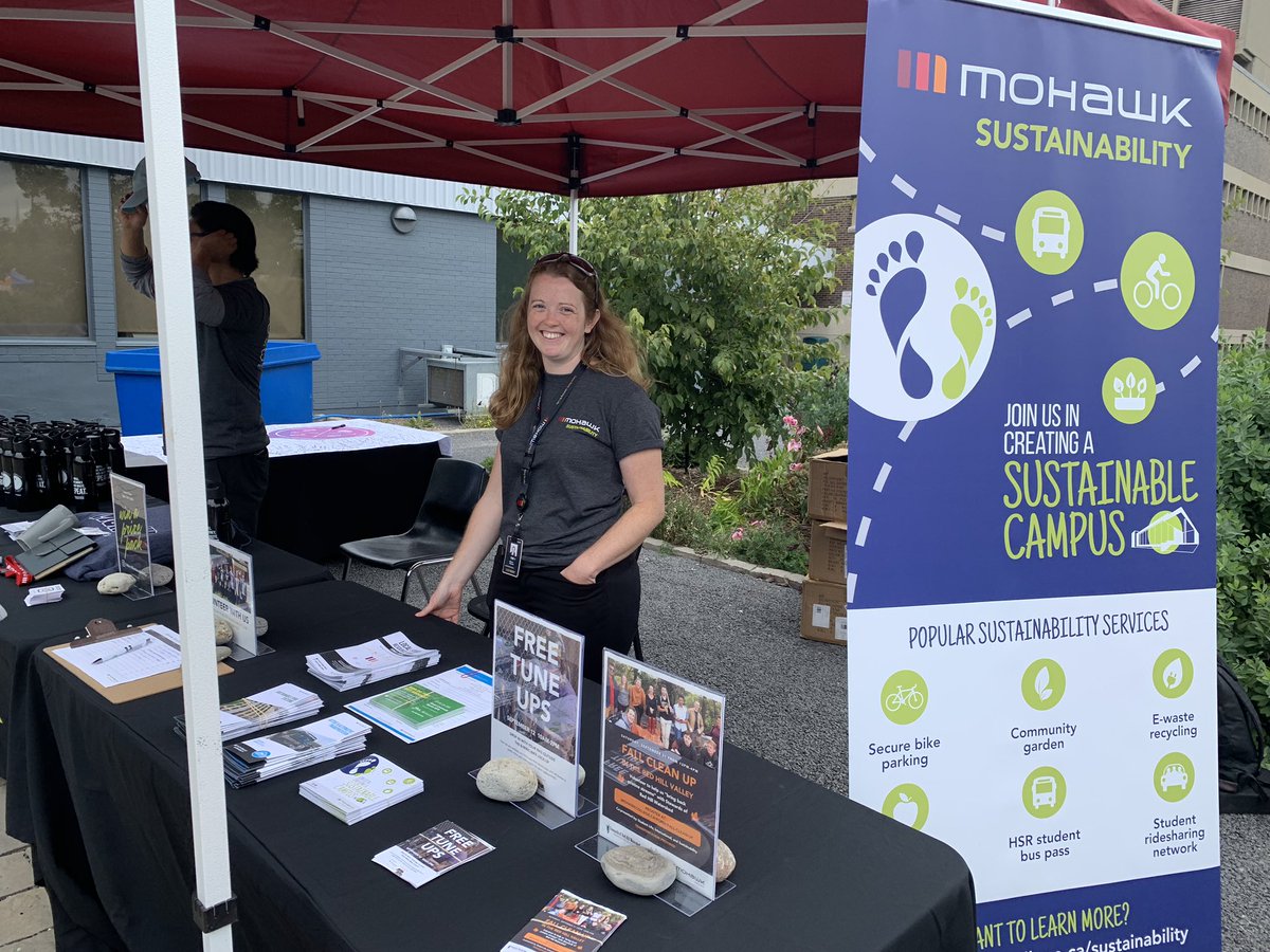 SustainableMoCo's tweet photo. Interested in volunteering with the Sustainability Office this year? Stop by Day 2 in the MSA Plaza to learn more, or visit https://t.co/IIkygEEYxH! #MohawkDayOne https://t.co/1EM5mGF8f6