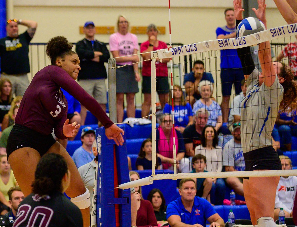 Saluki freshmen to record two double-doubles in their first three matches in the NCAA era (since 1982). 

1. Alex Washington

Thats it. Thats the list.