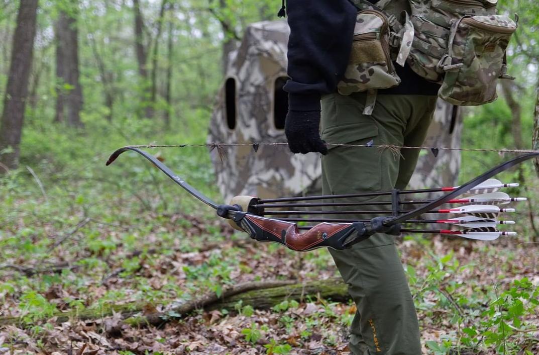 buckdoestx's tweet photo. Be the envy of bow hunters this year with BEAR recurve bows, come in and get yours today!

#BEARarchery #huntingseason https://t.co/4KtNIDBqIk