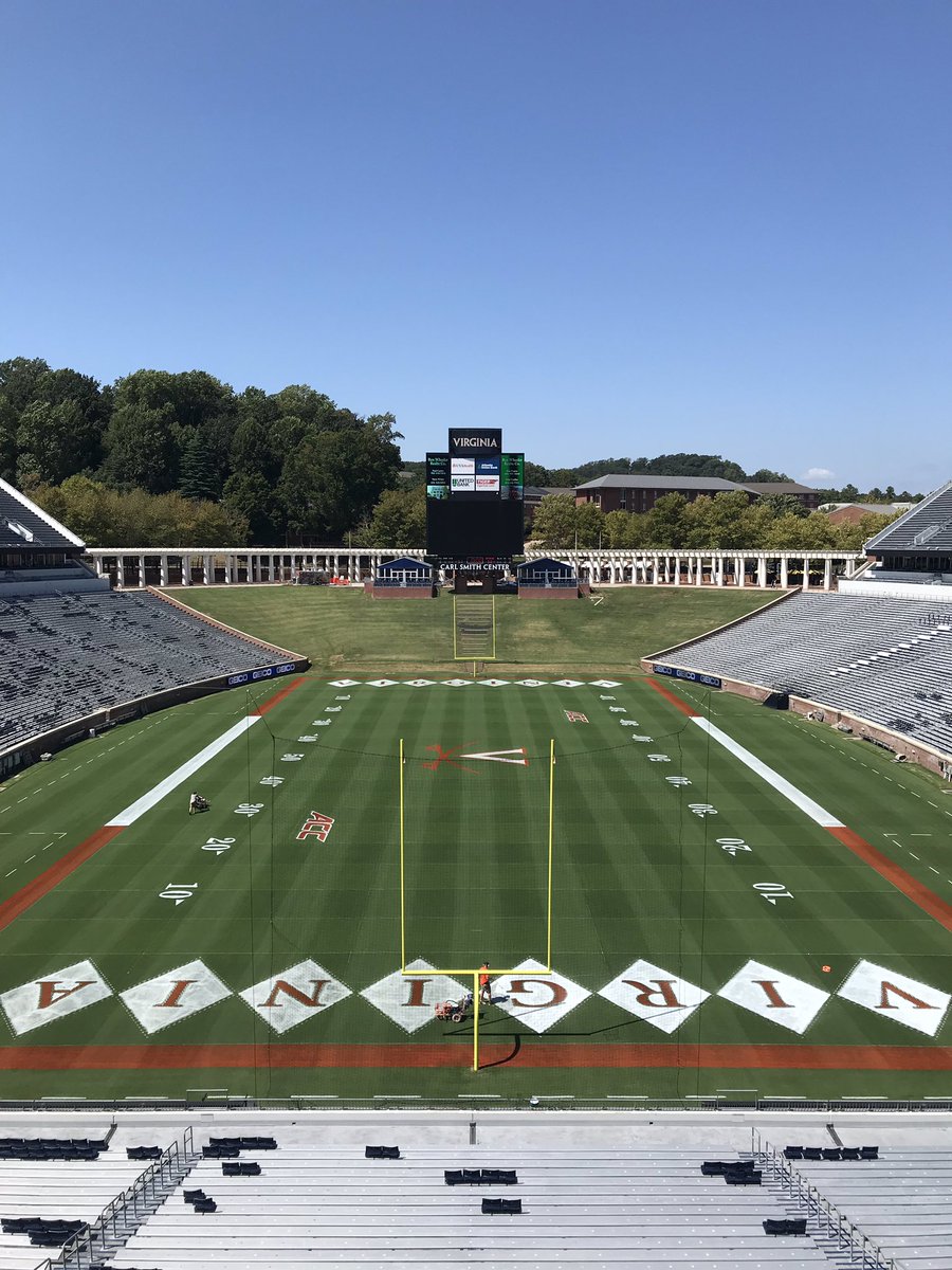 VirginiaSports's tweet photo. 🚧 Caution wet paint 🚧
The @UVAFootball field is looking good!
#GoHoos | #Wahoowa 🔶🔷 https://t.co/ziw0qG3jos
