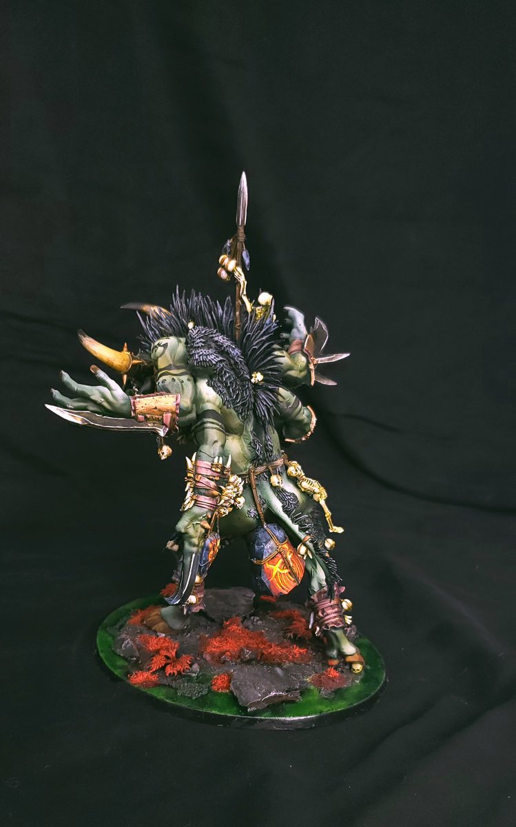 DennisLukowski's tweet photo. Mr. Ghorgon is here to tell you to eat more chicken!
#chaos #beastsofchaos #beastmen #minotaur #beerzerkerstudios #warhammer #aos #ageofsigmar #gamesworkshop #ghorgon #miniatures #miniaturepainting https://t.co/obUjw1hzov
