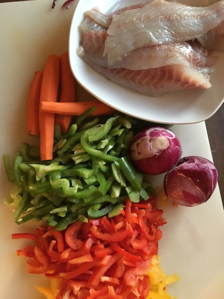 SeFischer_MEI's tweet photo. #Halaszle aus #Ungarn 🇭🇺- beste #Fischsuppe der Welt! #kochen #genuß https://t.co/OxbZoxyf4y