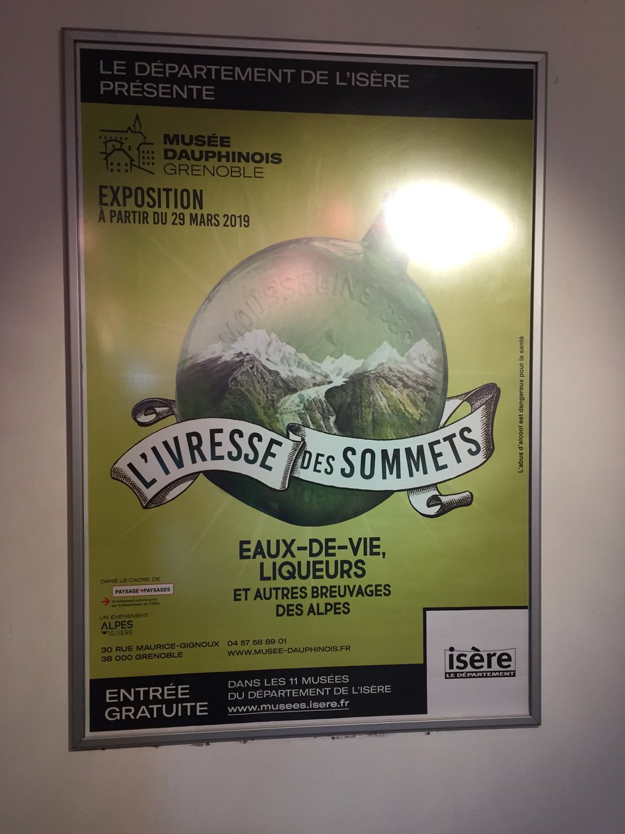 eme_nae's tweet photo. Les plus courageux suivent la visite guidée sur “l’ivresse des sommets” ou comment s’enivrer parmi l’histoire des alcools de nos montagnes #LARACADRIPS2019 https://t.co/I7OsxFpQo0