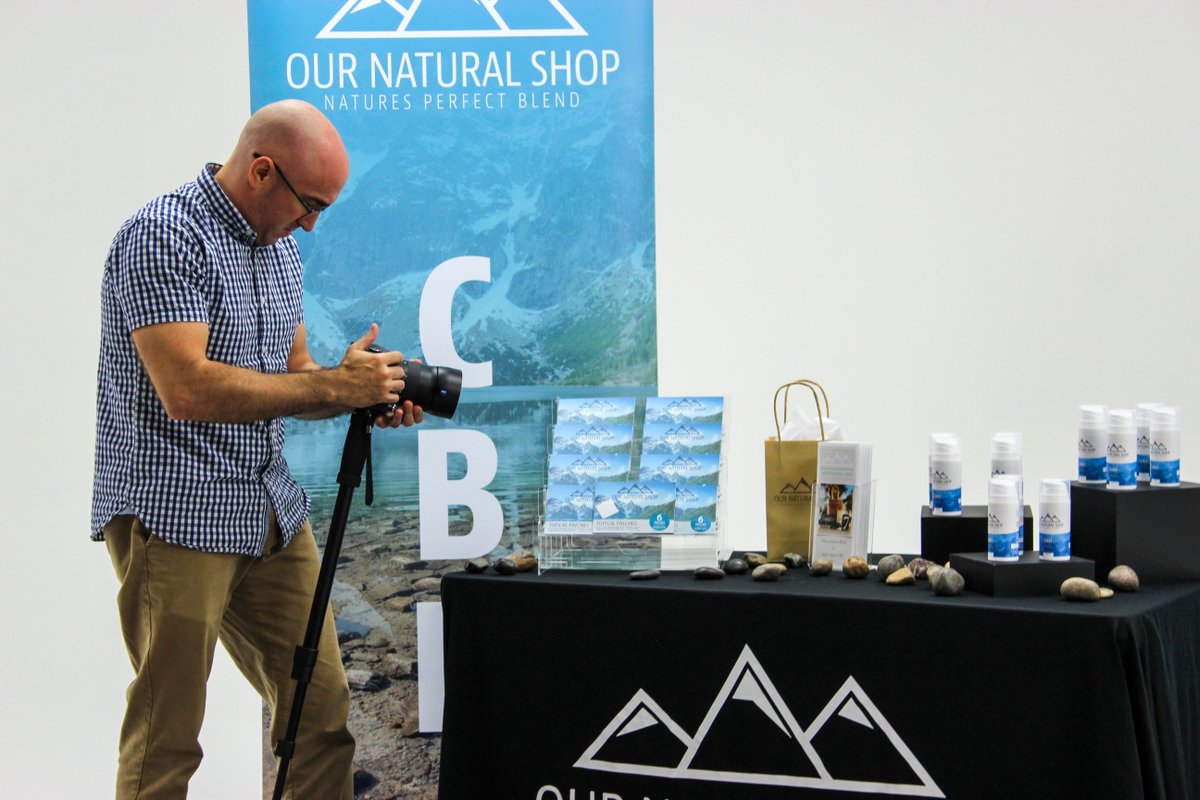 Displays2goUS's tweet photo. Getting up close &amp; personal 📷 with @OurNaturalShop https://t.co/vxnOQ6pXy5