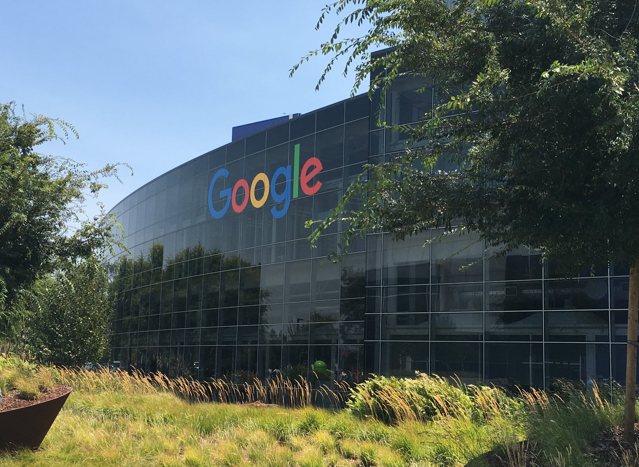 Happy Birthday founded in 1998 by Larry Page and Sergey Brin 