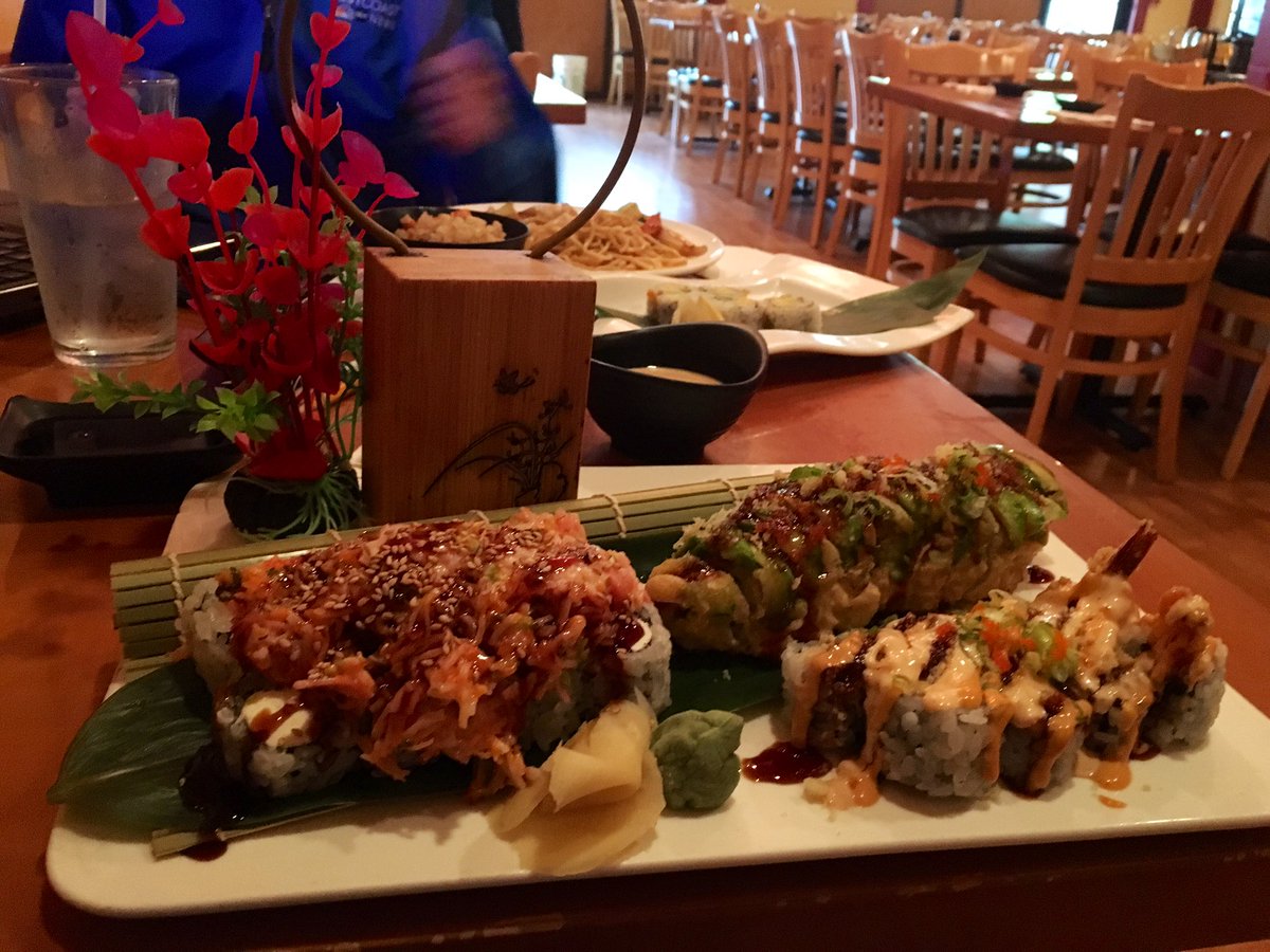 MiaOBrienTV's tweet photo. Sake Sushi is a block from the St Johns River
Sake Sushi is #OpenNowFCN
(I need #HurricaneDorian2019 to end before I gain 20 lbs #FCNStorm) https://t.co/rVfqOcIUX3