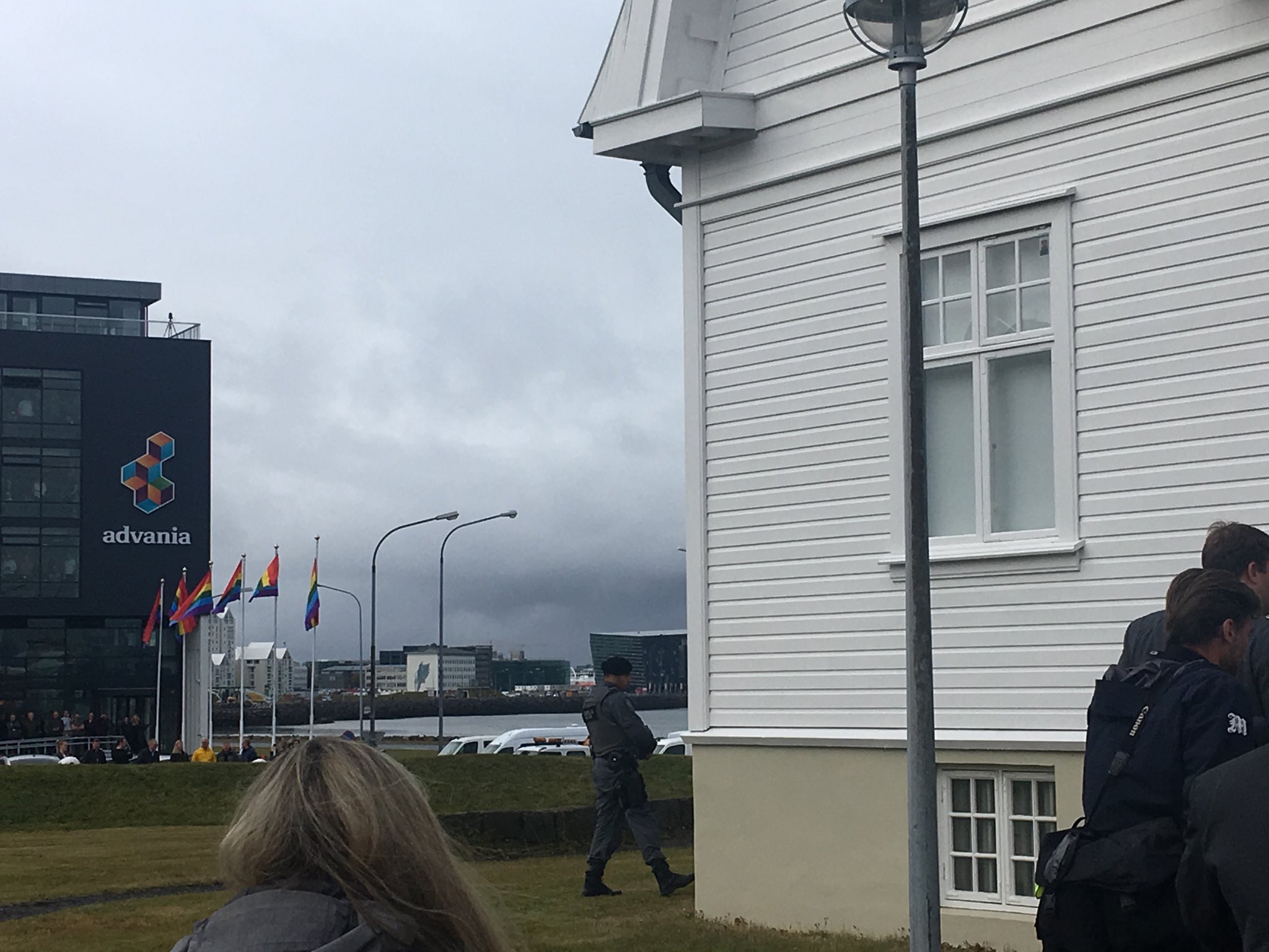 EDoDAFtWwAAenKq?format=jpg&name=4096x409